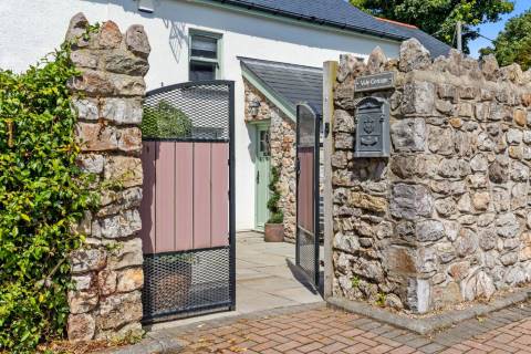 Property for auction in West Glamorgan