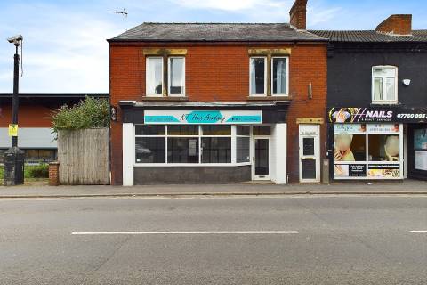 Property for auction in Derbyshire