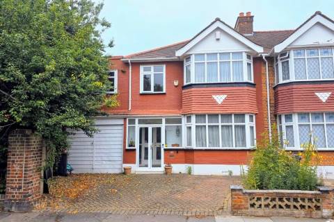 Property for auction in Essex
