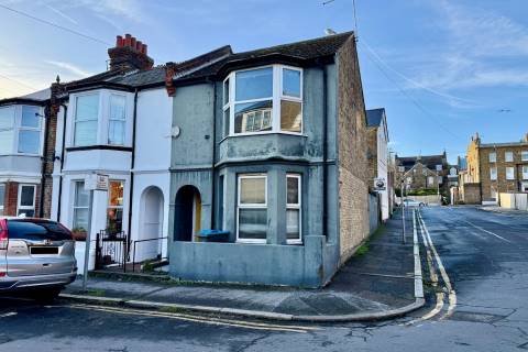 Property for auction in Kent