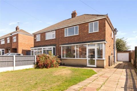 Property for auction in North Lincolnshire
