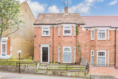 Property for auction in London