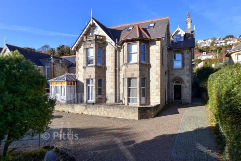 Property for auction in Isle of Wight