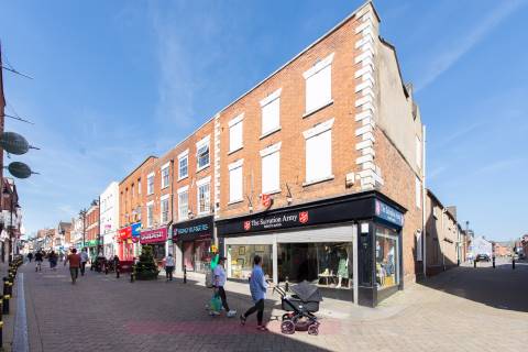 Property for auction in Worcestershire