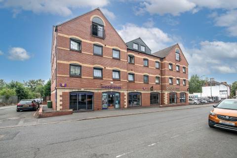 Property for auction in Worcestershire