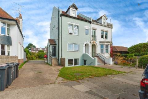 Property for auction in Essex