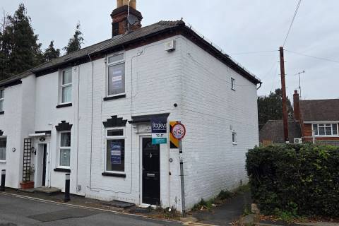 Property for auction in Worcestershire