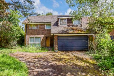 Property for auction in Kent