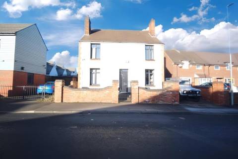 Property for auction in West Midlands