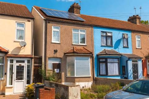 Property for auction in Essex