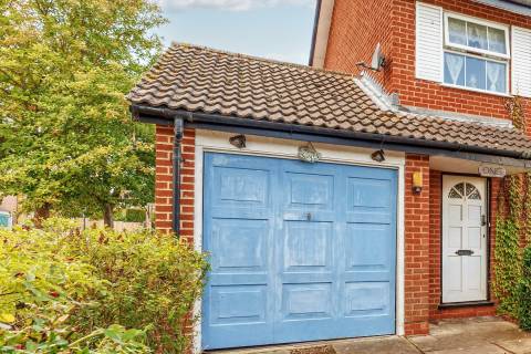 Property for auction in Warwickshire