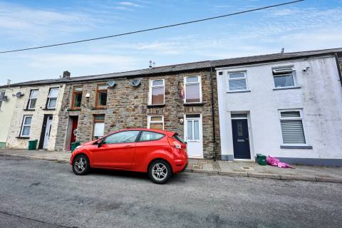 Property for auction in Mid Glamorgan