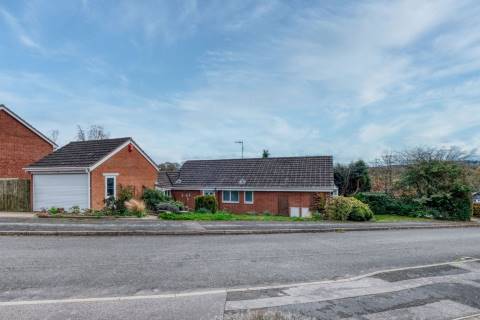 Property for auction in Worcestershire