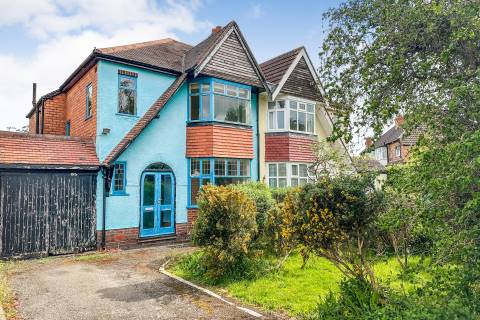 Property for auction in West Midlands