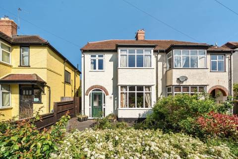 Property for auction in Oxfordshire