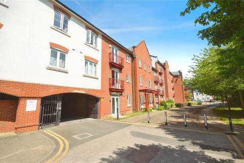 Property for auction in Buckinghamshire
