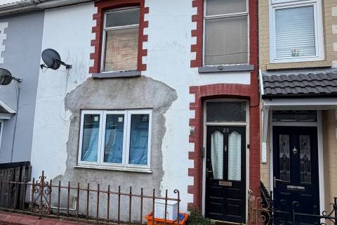 Property for auction in Mid Glamorgan