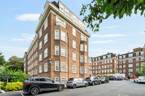 Property for auction in London