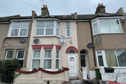 Property for auction in London