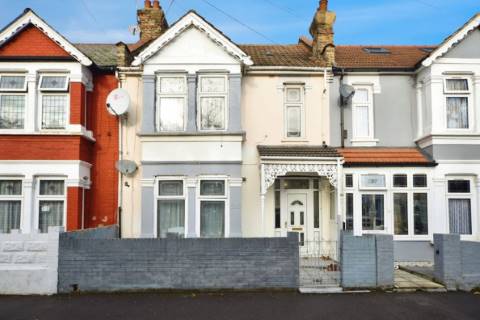 Property for auction in London