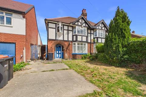 Property for auction in Nottinghamshire