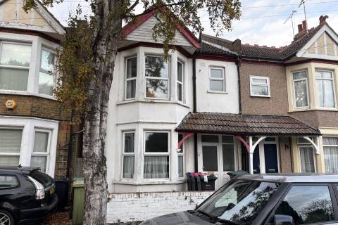 Property for auction in Essex