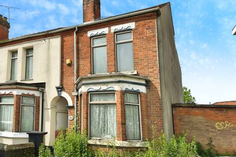 Property for auction in Warwickshire