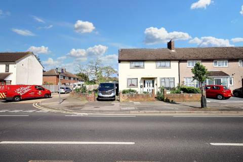 Property for auction in Essex