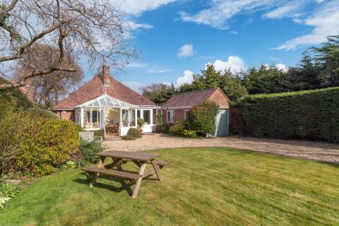 Property for auction in Isle of Wight