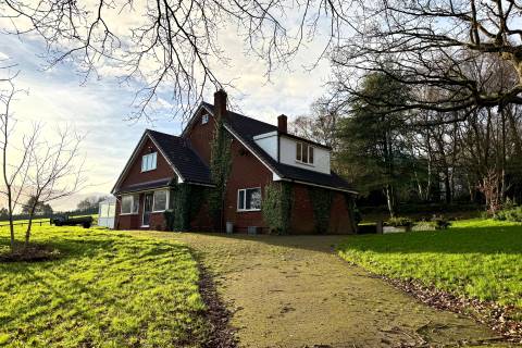 Property for auction in West Midlands