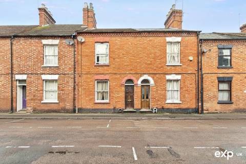 Property for auction in Buckinghamshire