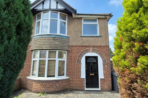 Property for auction in Leicestershire