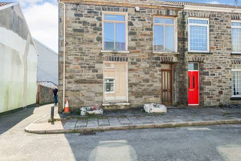Property for auction in Mid Glamorgan