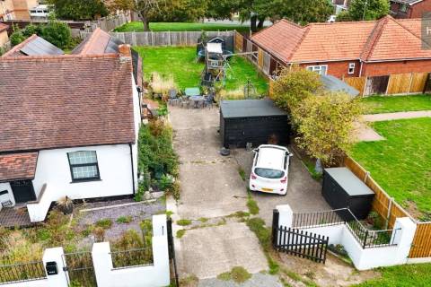 Property for auction in Worcestershire
