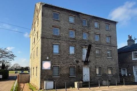 Property for auction in Essex