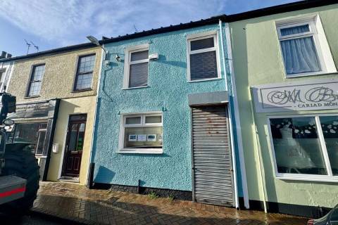 Property for auction in Gwynedd
