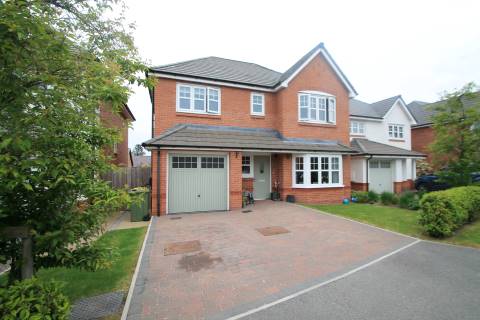 Property for auction in Clwyd