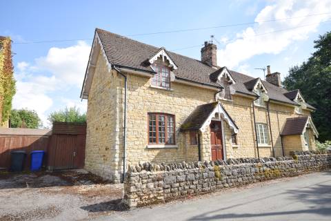 Property for auction in Buckinghamshire