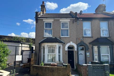 Property for auction in London