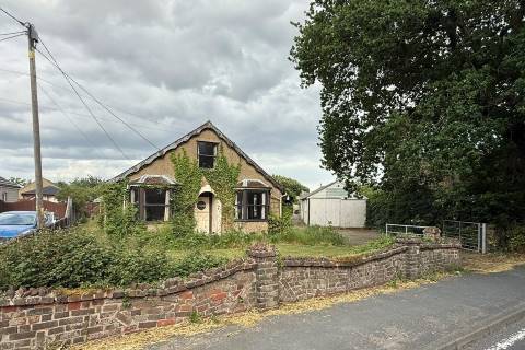 Property for auction in Essex