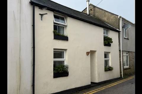 Property for auction in Cornwall
