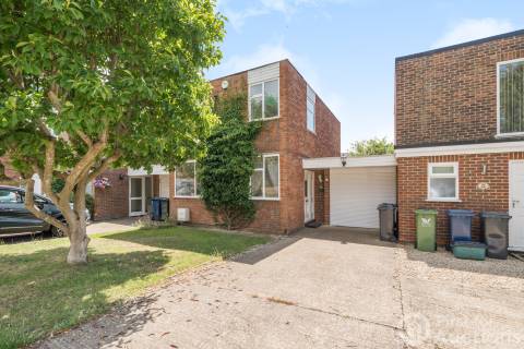 Property for auction in Buckinghamshire