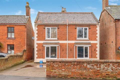 Property for auction in Norfolk