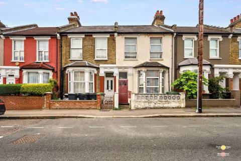 Property for auction in London