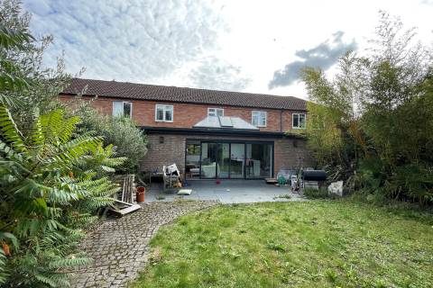 Property for auction in Buckinghamshire