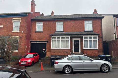 Property for auction in West Midlands