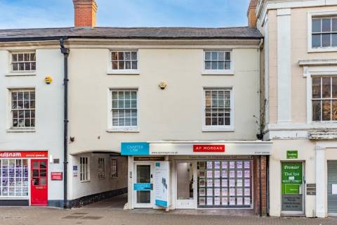 Property for auction in Worcestershire