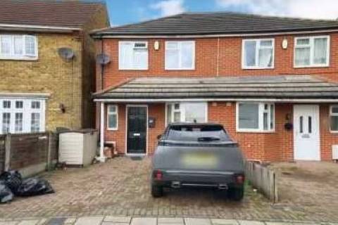 Property for auction in Essex