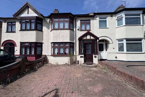 Property for auction in Essex