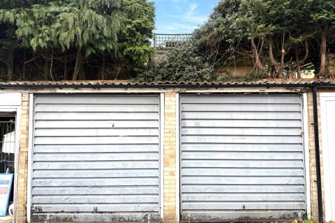Property for auction in Buckinghamshire